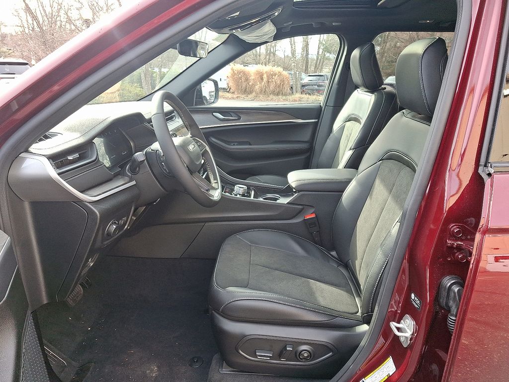 New 2026 Jeep Grand Cherokee SUV
