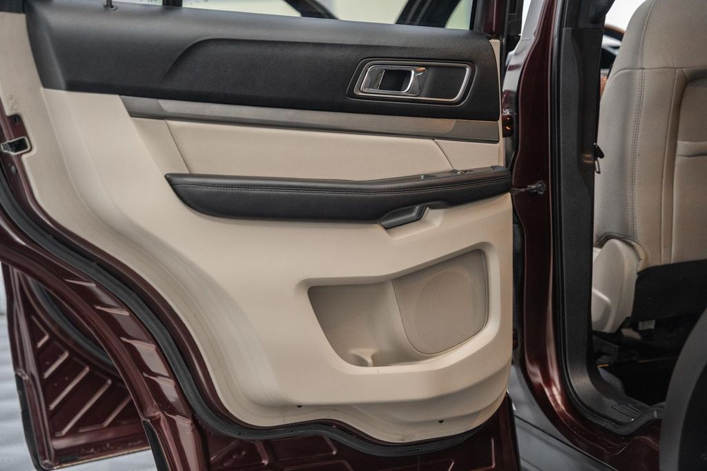 FordExplorer34