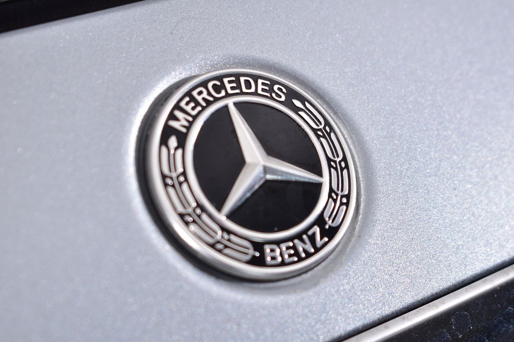 Thumbnail: 2022 Mercedes-Benz S-Class - 10