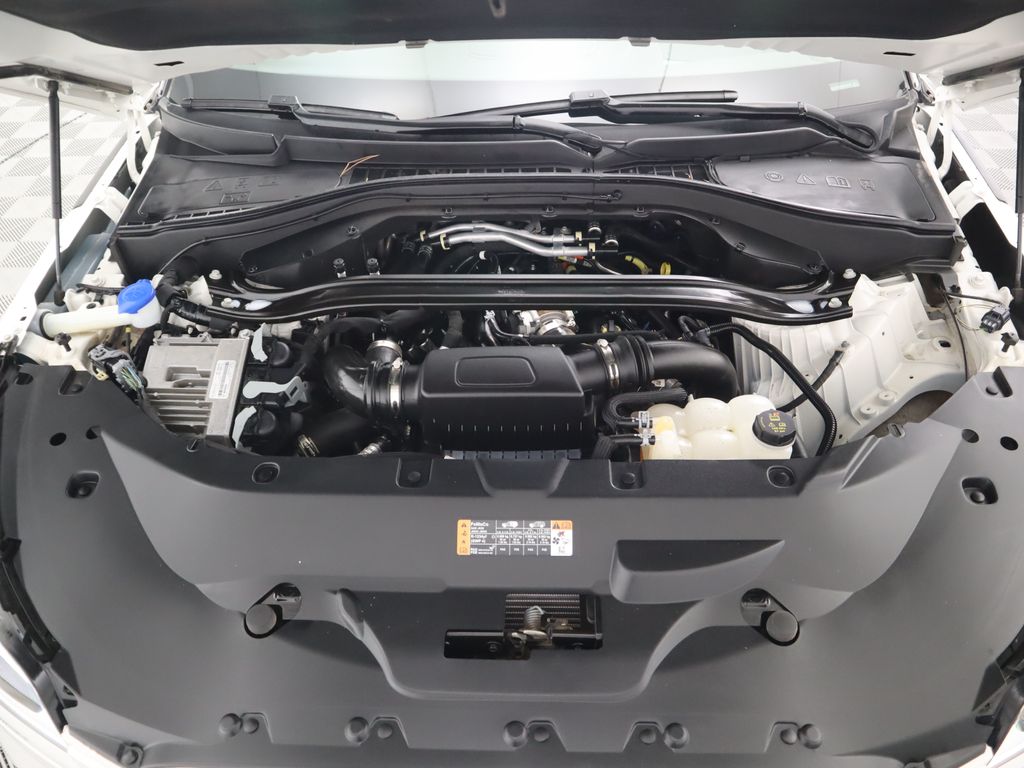 Thumbnail: 2023 Lincoln Aviator - 31