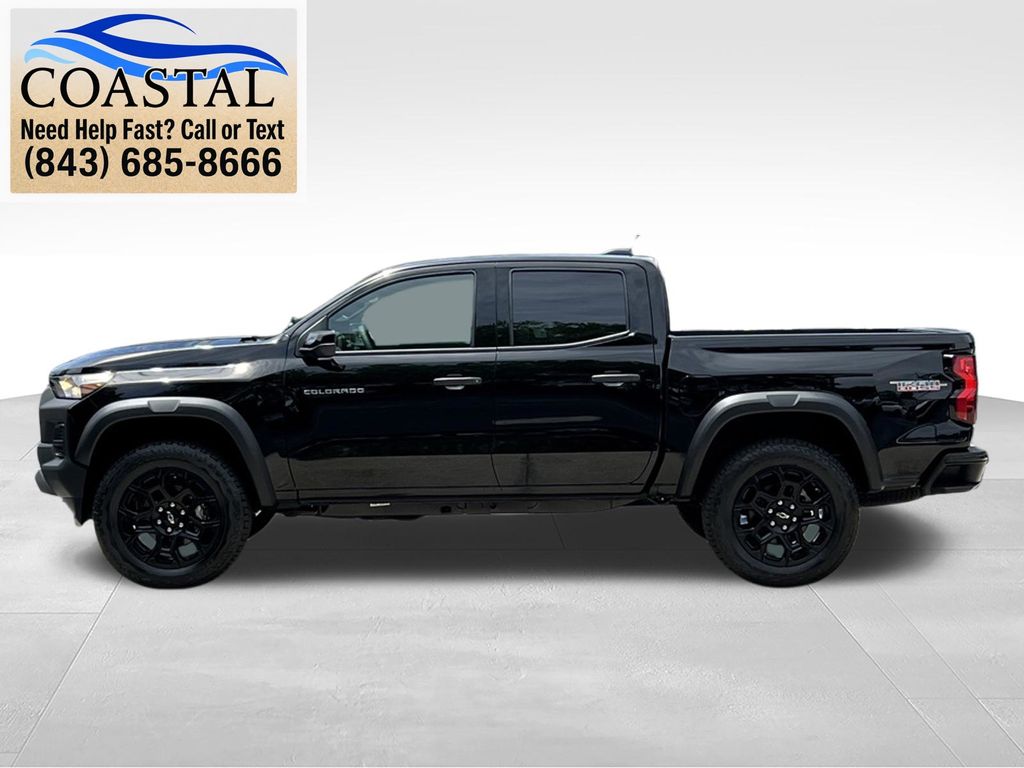 2026 Chevrolet Colorado Trail Boss Black at Bob Mills Chevrolet