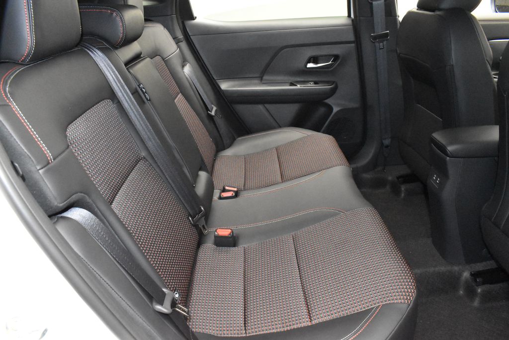 Thumbnail: 2026 Nissan Kicks - 28