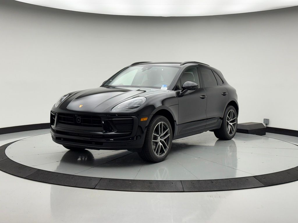 Thumbnail: 2026 Porsche Macan - 1