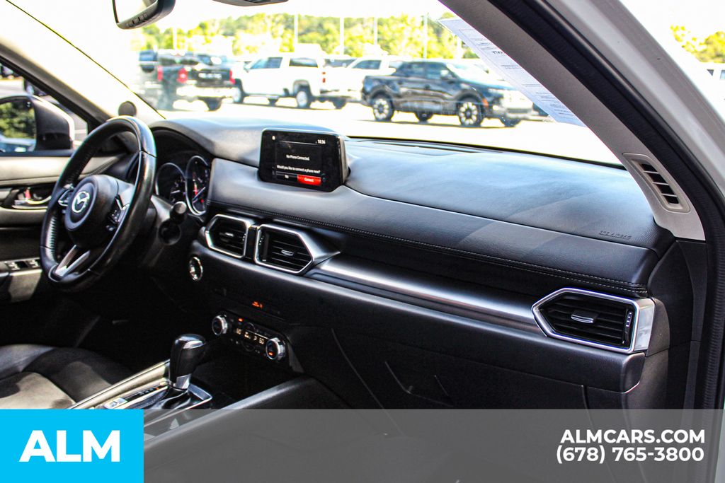 Used 2018 White Mazda Touring image 23