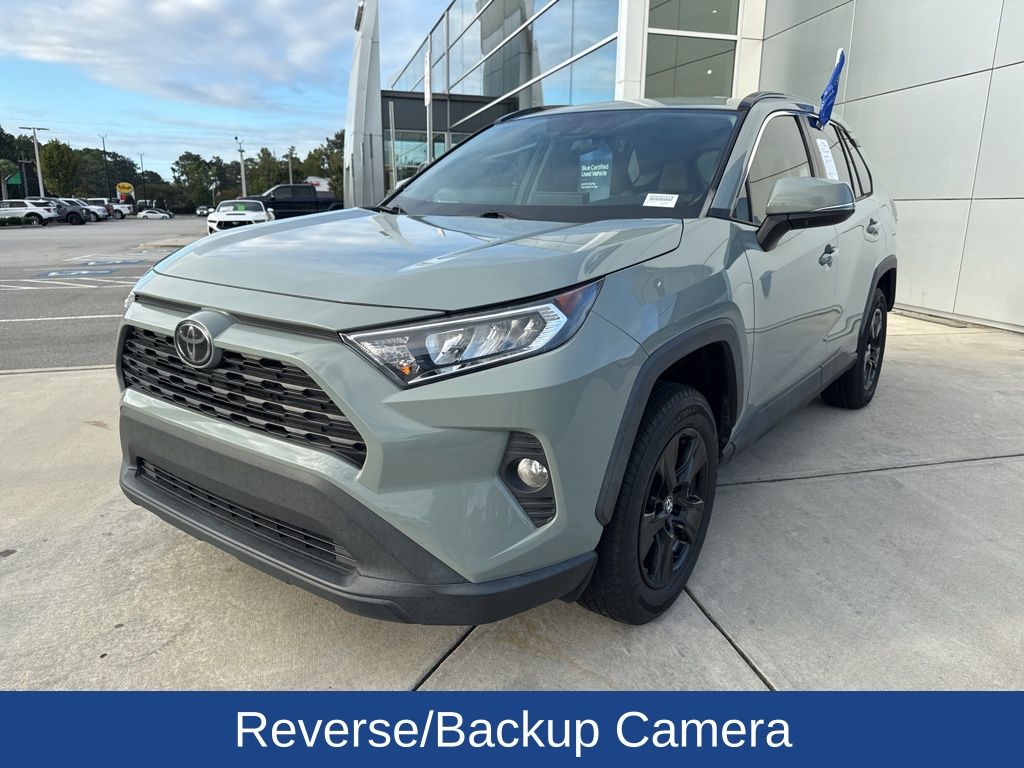 2020 Toyota RAV4 XLE