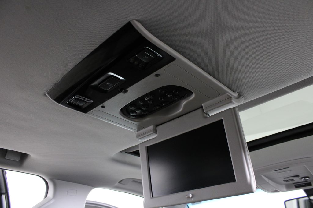 Used 2018 Chevrolet Suburban for sale in 