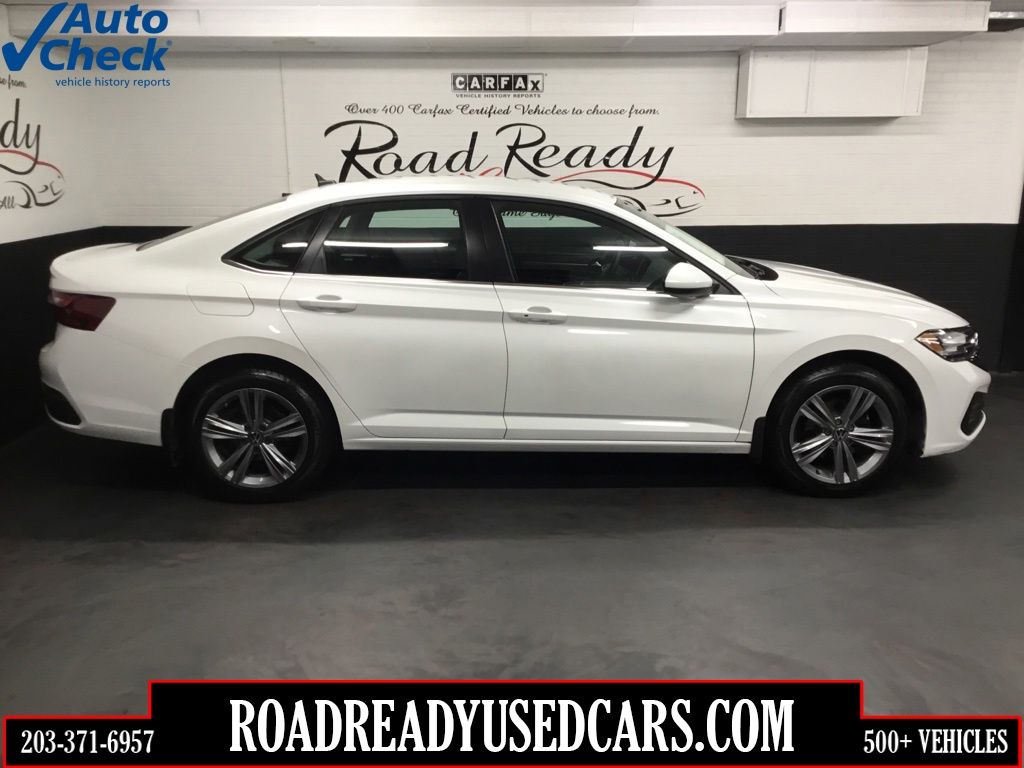 Pure White 2023 Volkswagen Jetta Sedan Front-Wheel Drive 8-Speed Automatic