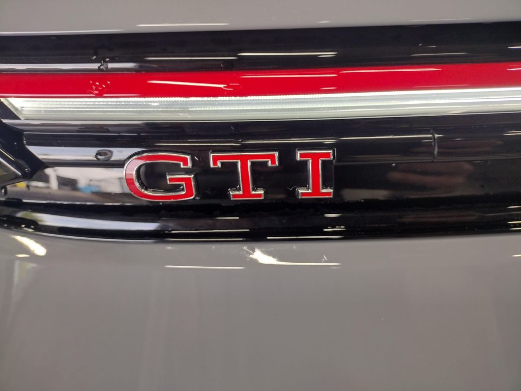 2025 Volkswagen Golf GTI 2.0T S