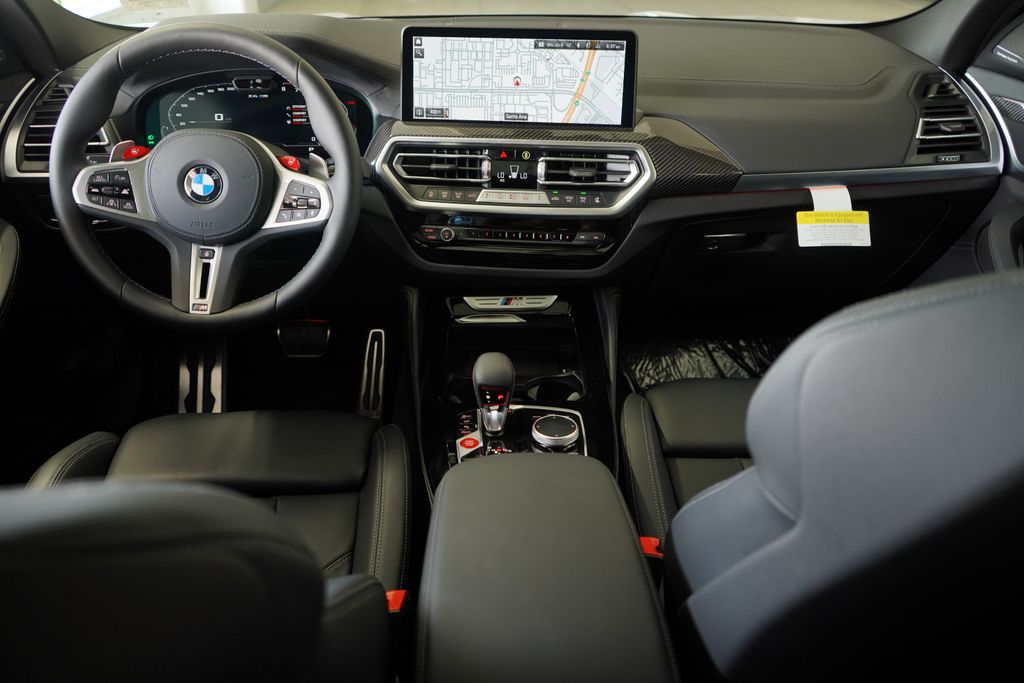 Thumbnail: 2025 BMW X4 - 14