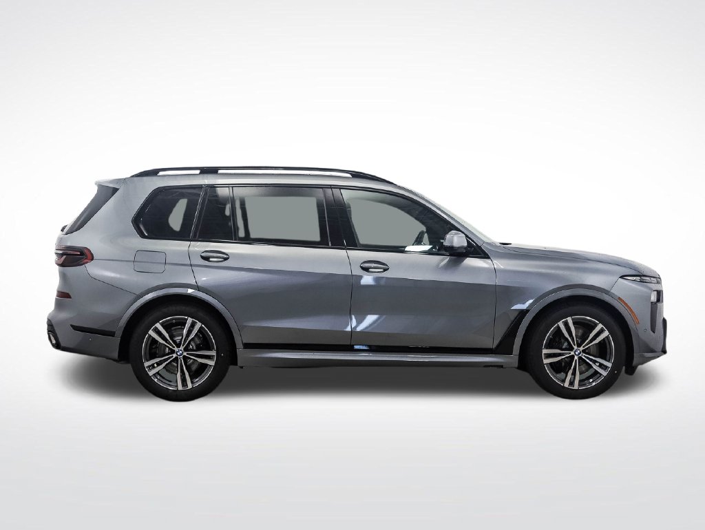 Thumbnail: 2027 BMW X7 - 6