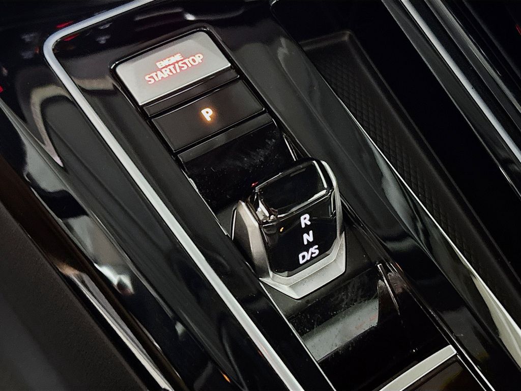 2023 Volkswagen Golf GTI Autobahn
