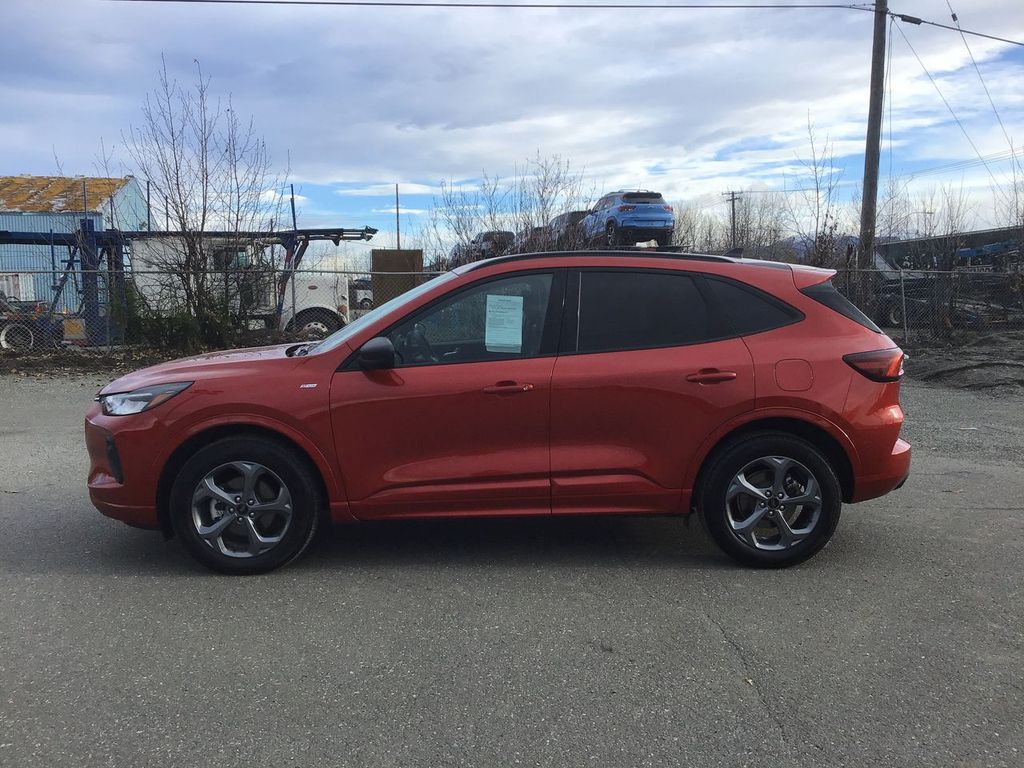 2024 Ford Escape ST-Line