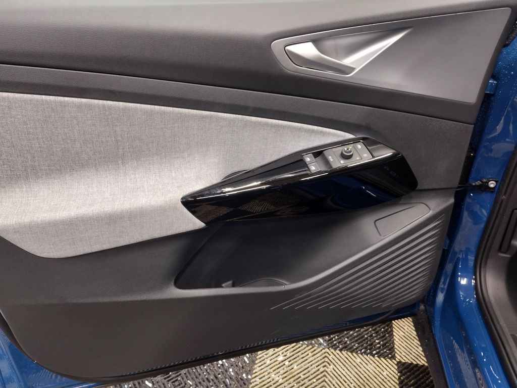 2025 Volkswagen ID.4 Pro