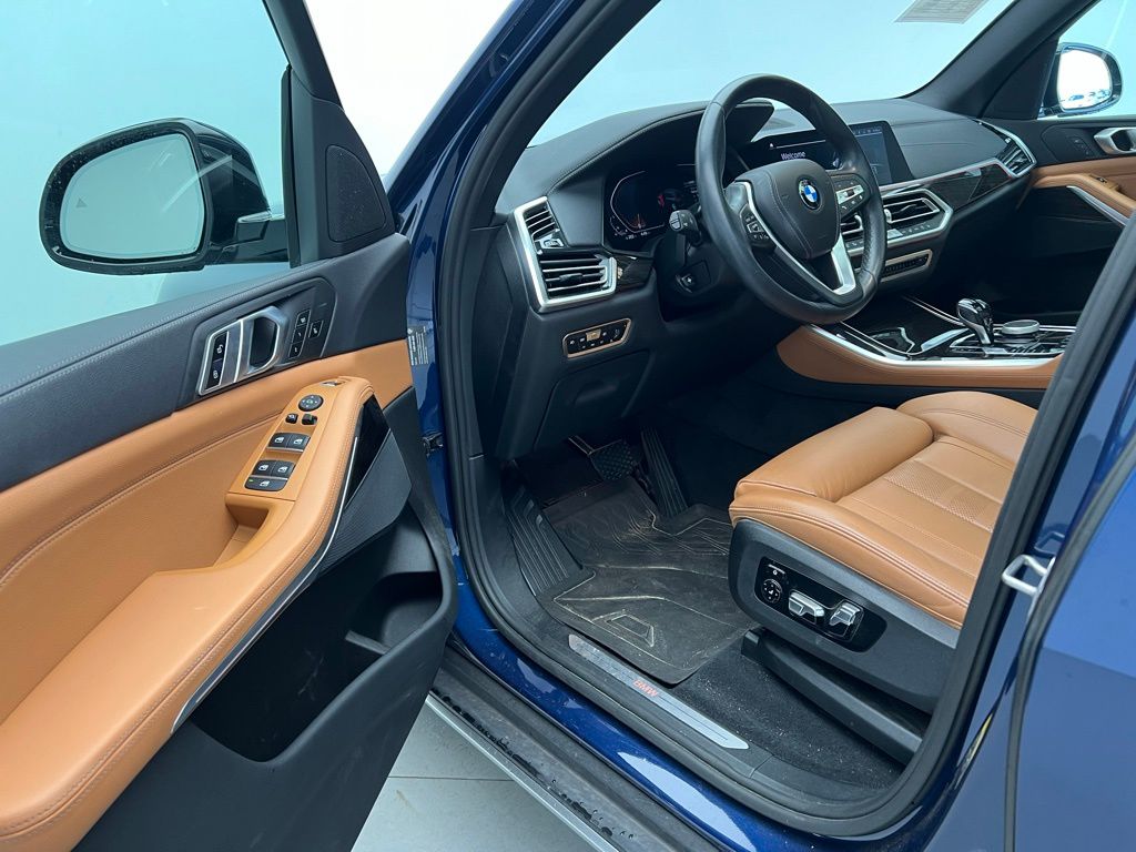 Thumbnail: 2021 BMW X5 - 23