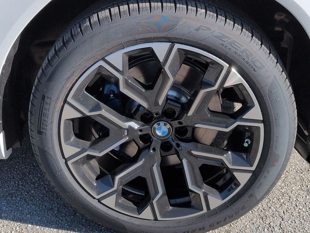 New 2026 White BMW 30 xDrive image 11