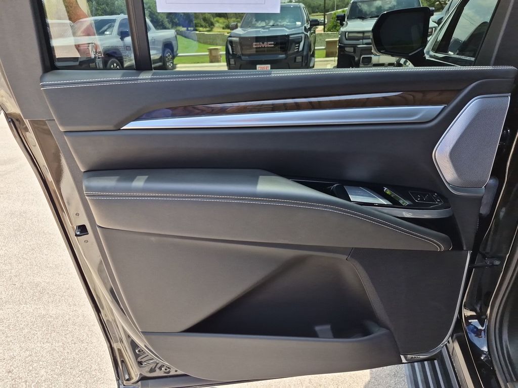 Used Car 2025 Cadillac Escalade Esv  Sport Platinum For Sale Under $120,000 In Austin, Texas