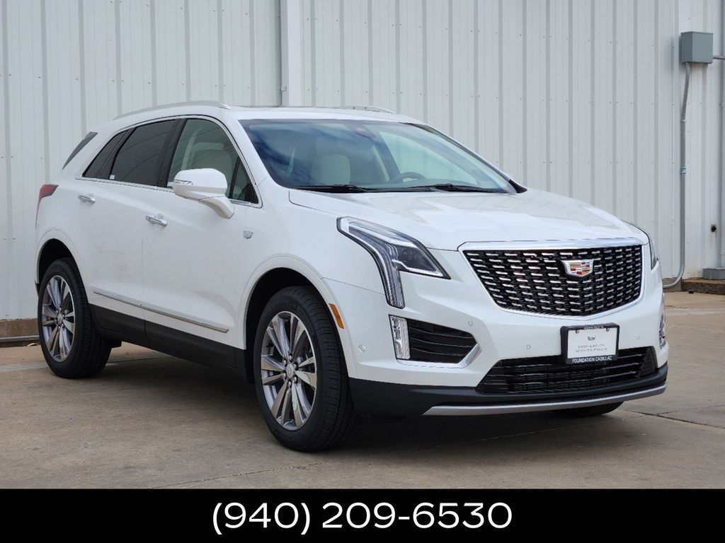 2025 Cadillac XT5 Premium Luxury 2