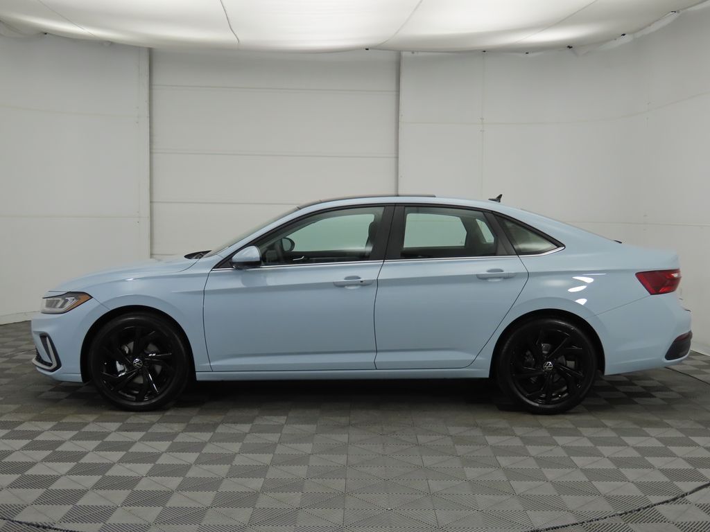 Thumbnail: 2026 Volkswagen Jetta - 8