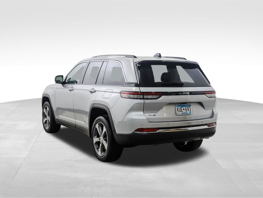 2023 Jeep Grand Cherokee 4xe 3