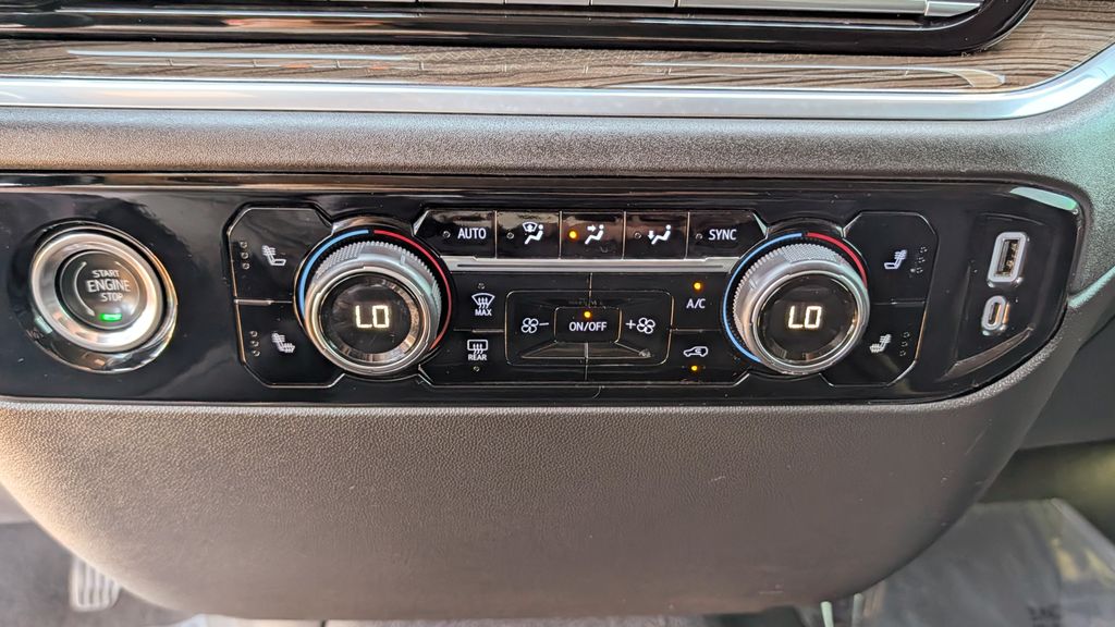 Used 2022 Chevrolet Silverado 1500 LT 4D Crew Cab