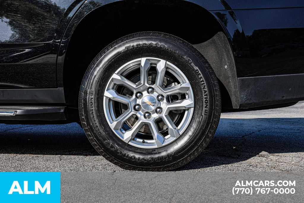 Used 2025 Black Chevrolet LT image 16