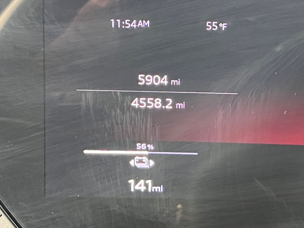 Thumbnail: 2025 Audi Q6 e-tron - 15