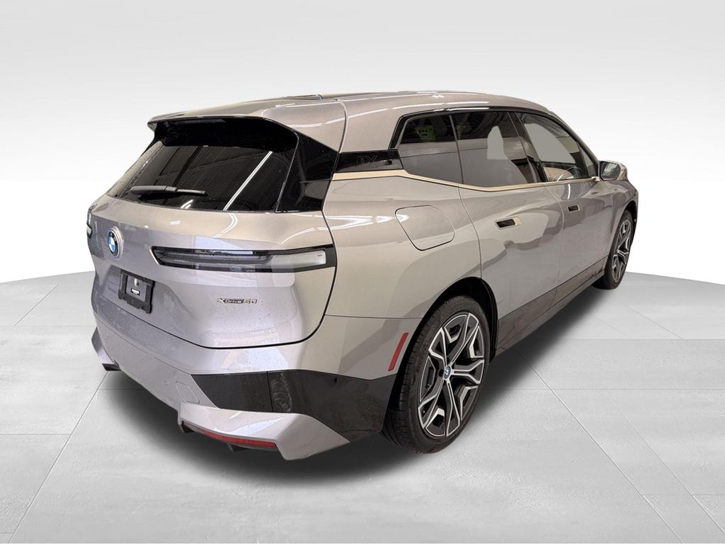 Thumbnail: 2024 BMW iX - 6
