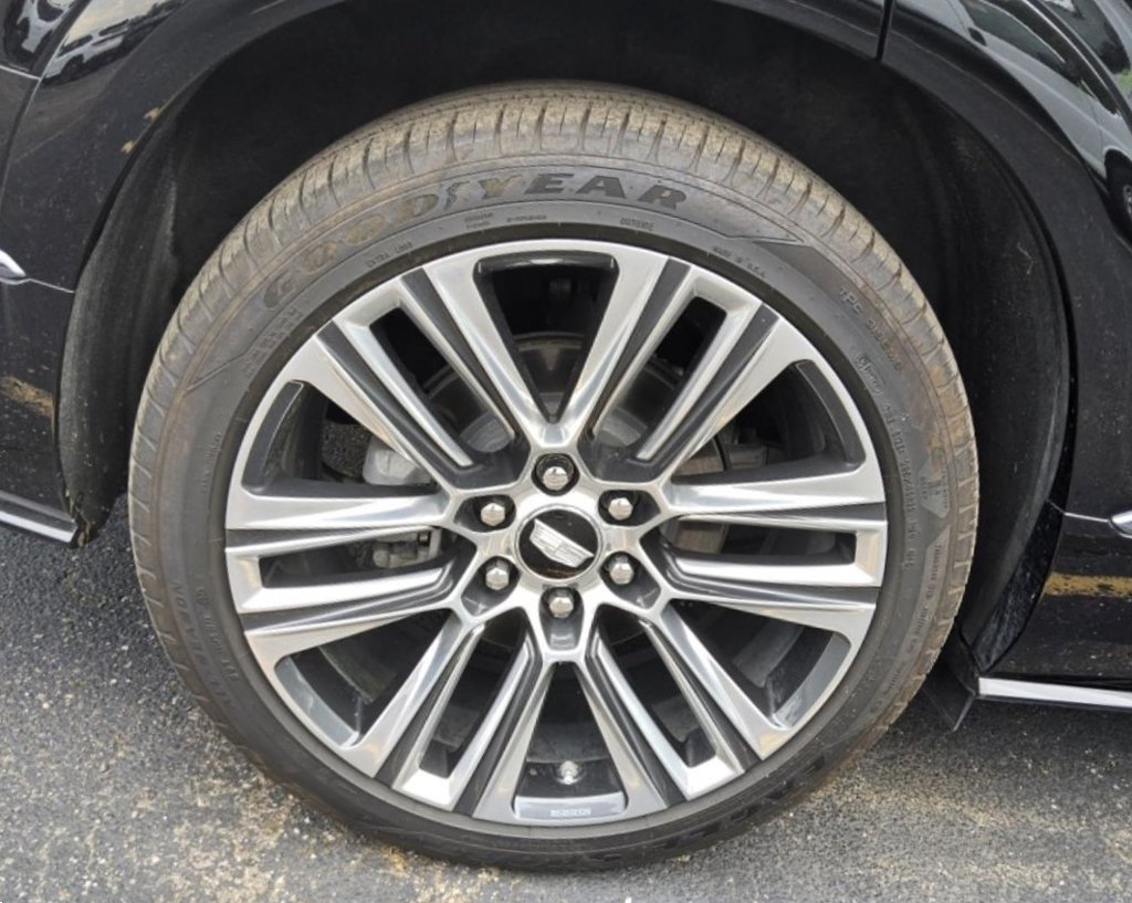 2026 Stellar Black Metallic Cadillac VISTIQ Platinum AWD SUV