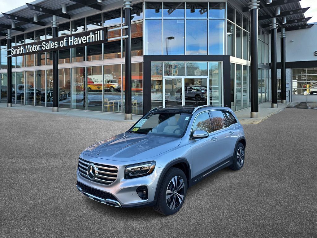 Silver Metallic 2026 Mercedes-Benz GLB 250 4MATIC SUV / Crossover All-Wheel Drive 8-Speed Dual Clutch