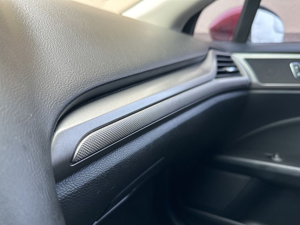 Thumbnail: 2018 Ford Fusion - 19