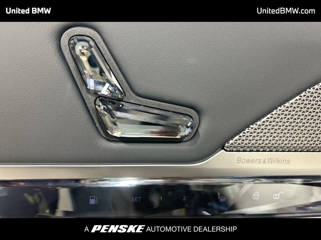 Thumbnail: 2026 BMW 7 Series - 12