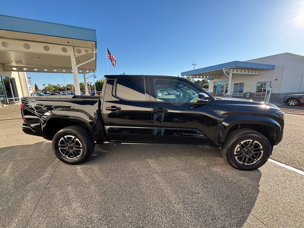 Thumbnail: 2025 Toyota Tacoma - 4