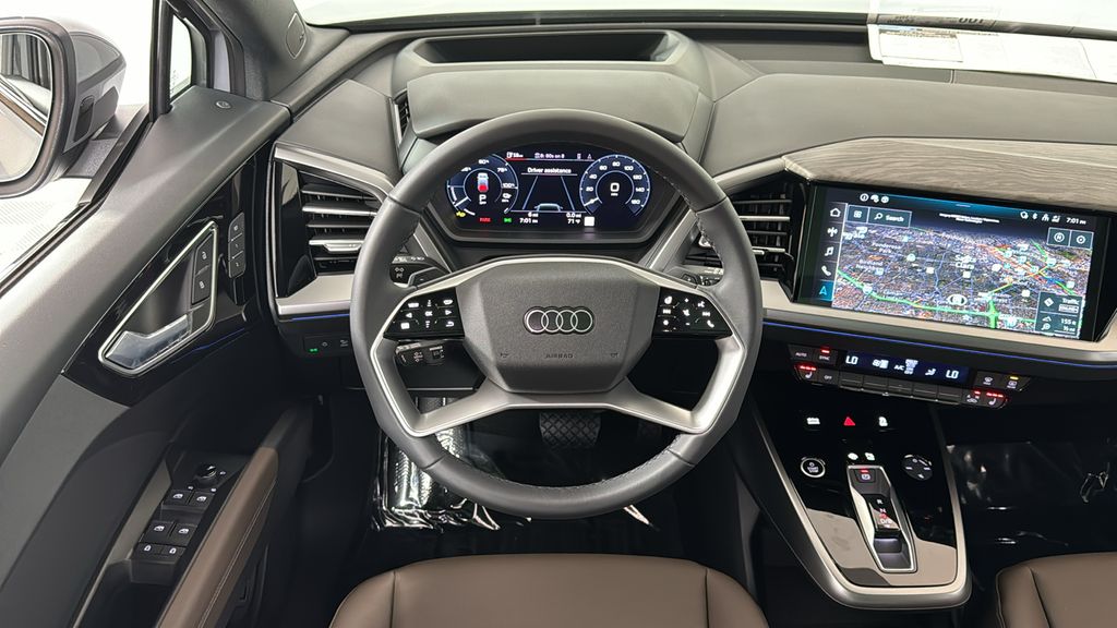 2025 Audi Q4 e-tron  12