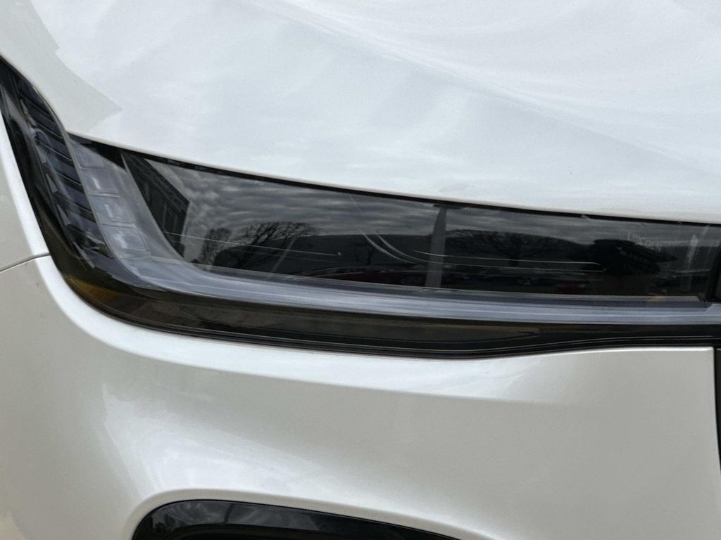 Thumbnail: 2025 Lincoln Nautilus - 5