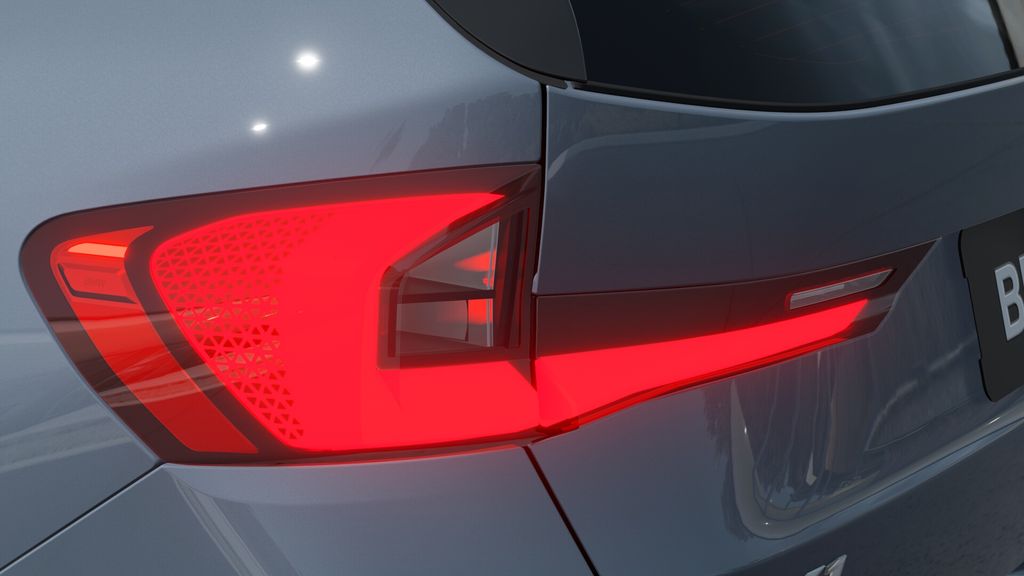 Thumbnail: 2027 BMW X1 - 31