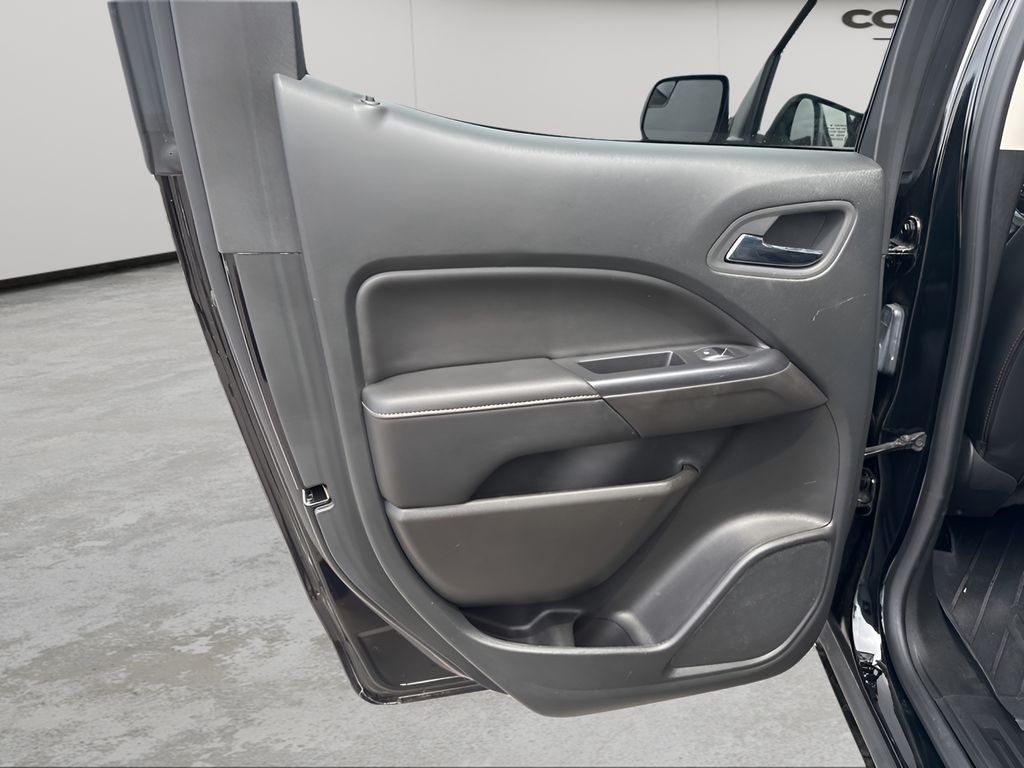 Used Car 2022 Gmc Canyon  At4 W/leather For Sale Under $35,000 In Austin, Texas