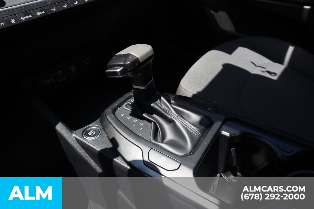 Used 2025 Blue Kia LXS image 30