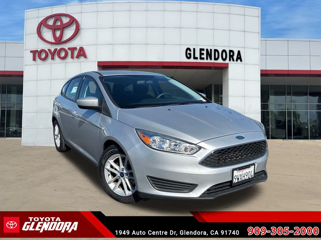 Ingot Silver Metallic 2018 Ford Focus Hatchback Front-Wheel Drive 6-Speed Automatic