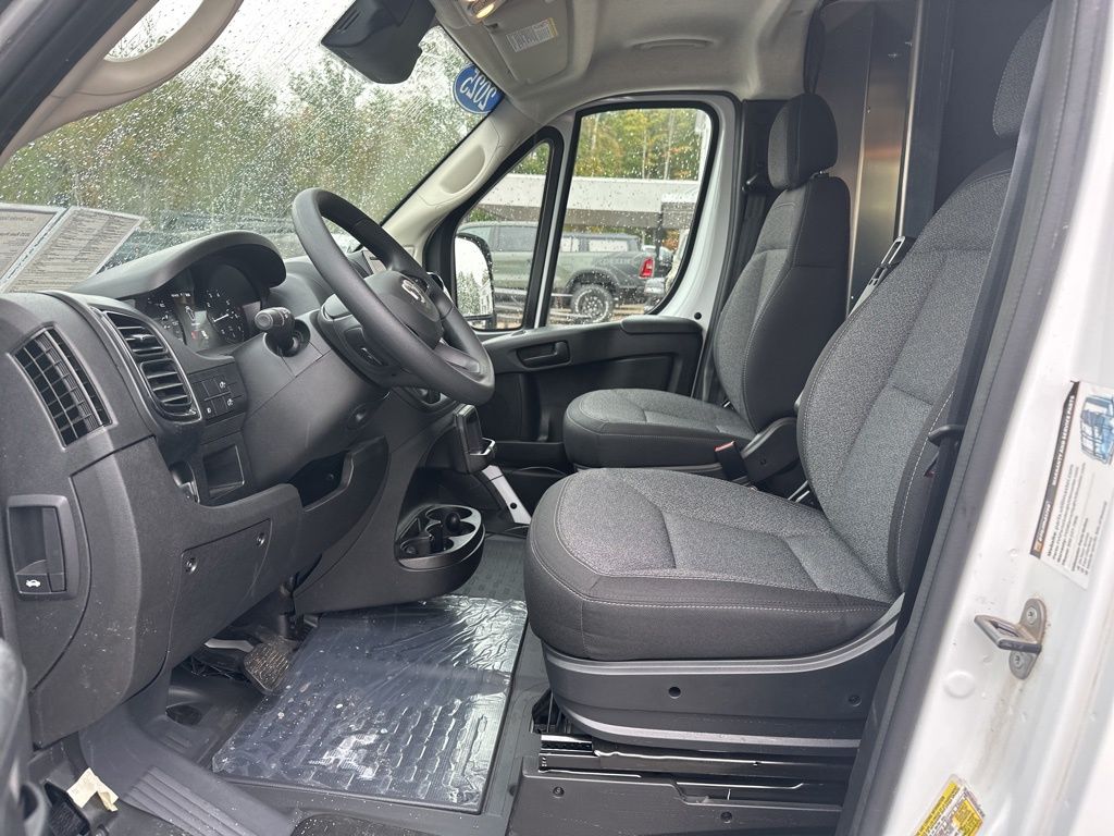 2025 Ram ProMaster 2500 photo 8