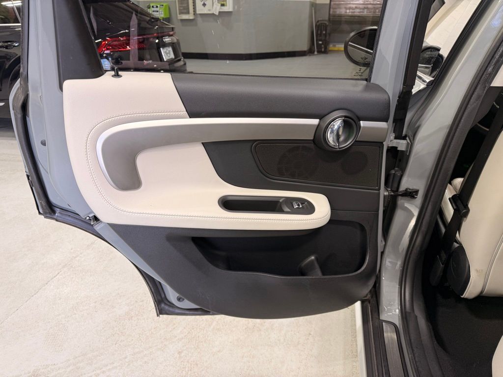 Thumbnail: 2023 MINI Cooper Countryman - 21