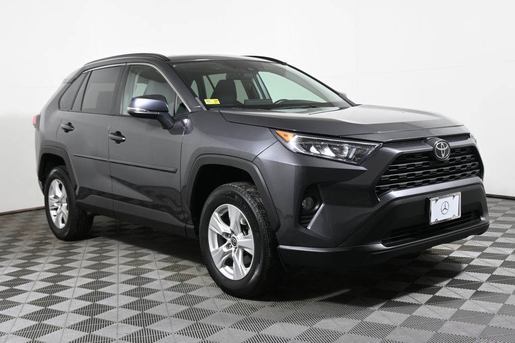 Thumbnail: 2021 Toyota RAV4 - 8