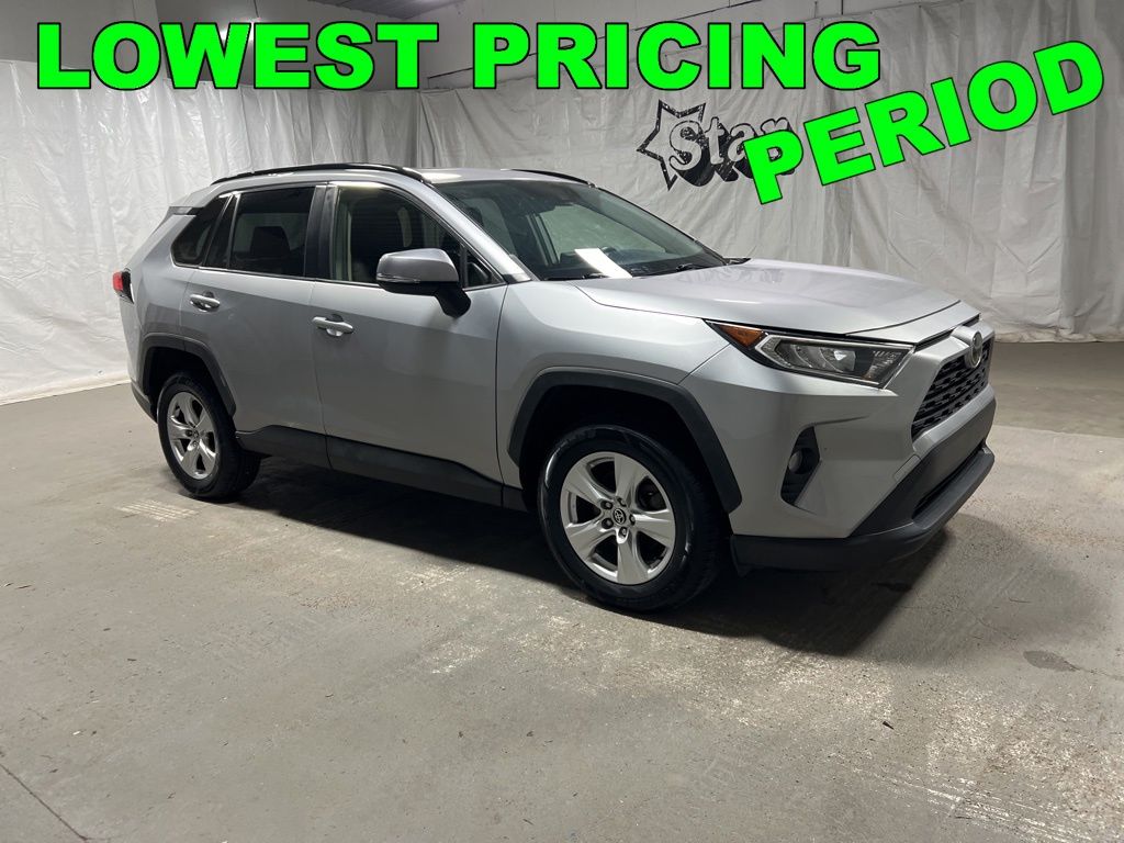 2020 Toyota RAV4 XLE FWD