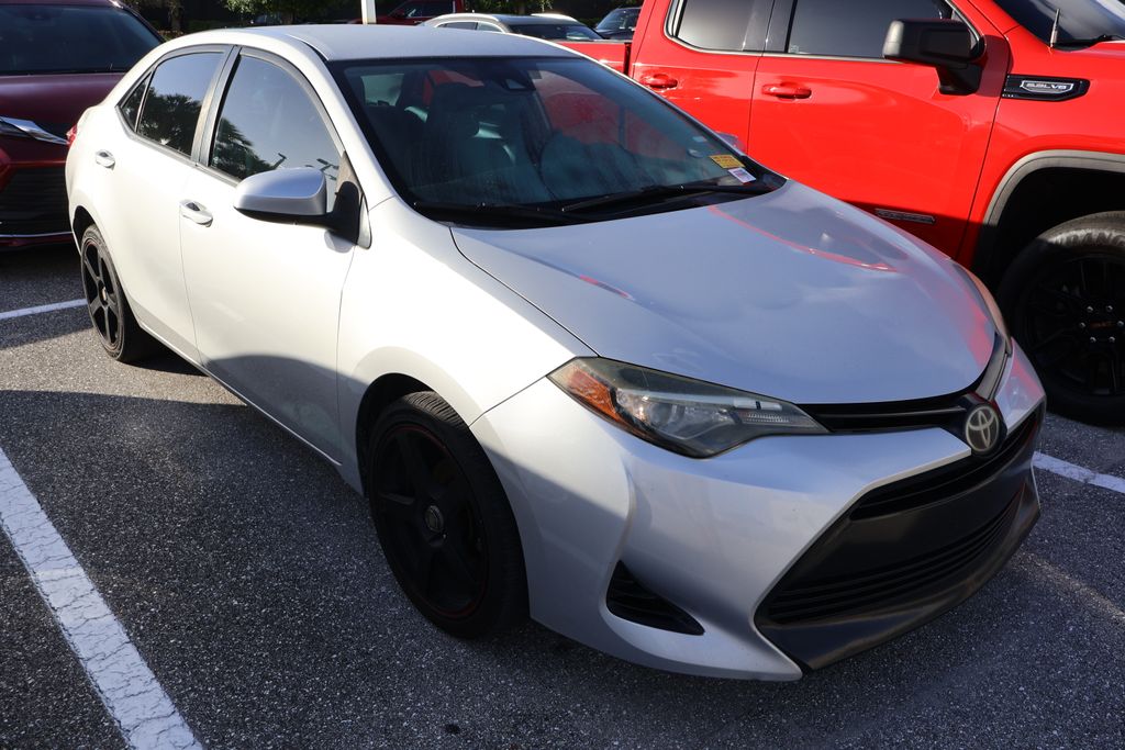 Thumbnail: 2017 Toyota Corolla - 6