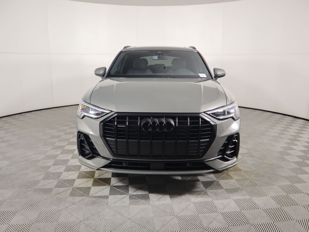 Thumbnail: 2025 Audi Q3 - 2