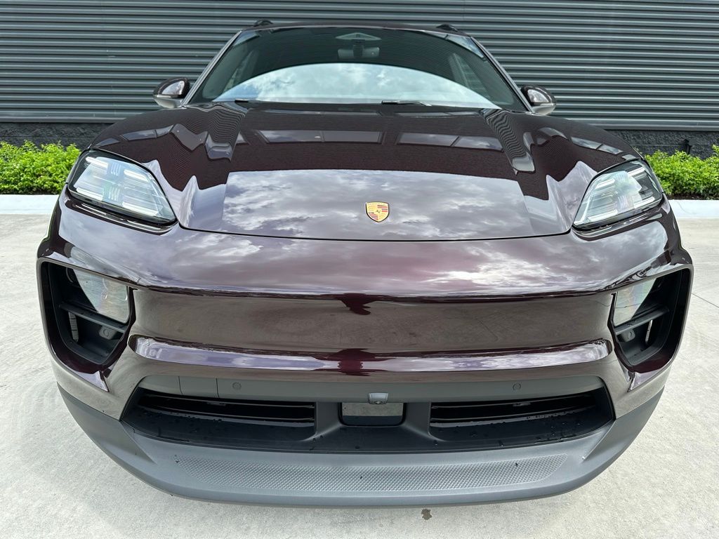 Thumbnail: 2025 Porsche Macan - 7
