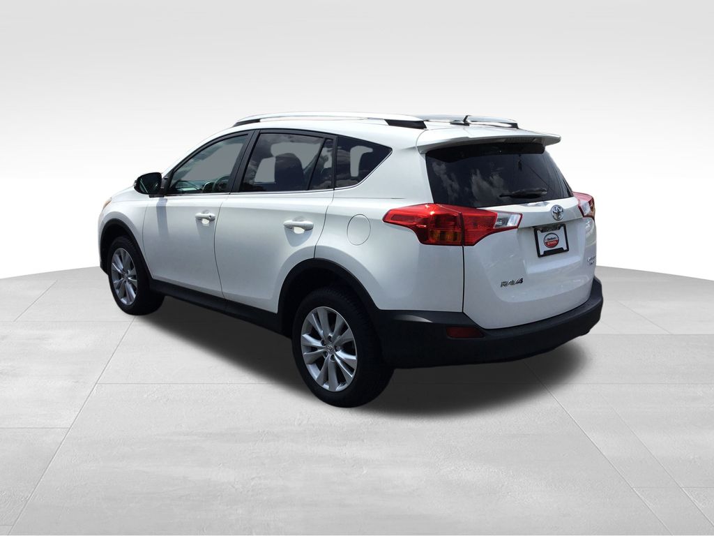Thumbnail: 2013 Toyota RAV4 - 3