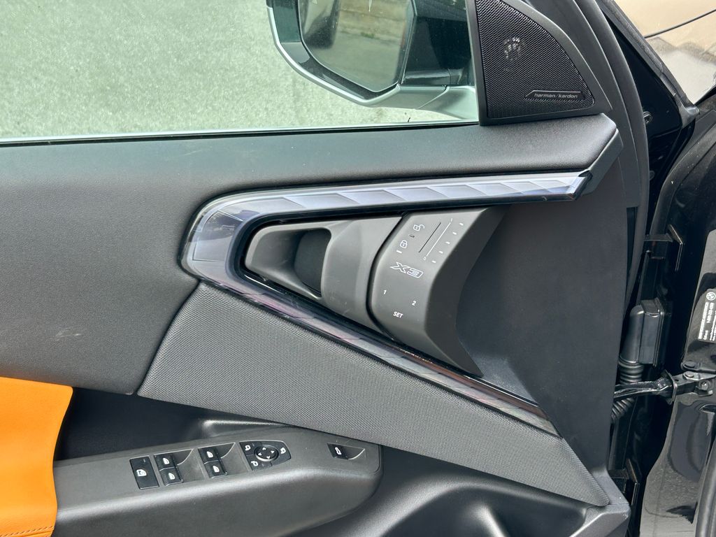 Thumbnail: 2025 BMW X3 - 12