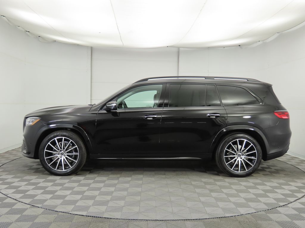 2025 Mercedes-Benz GLS 450 4MATIC 8