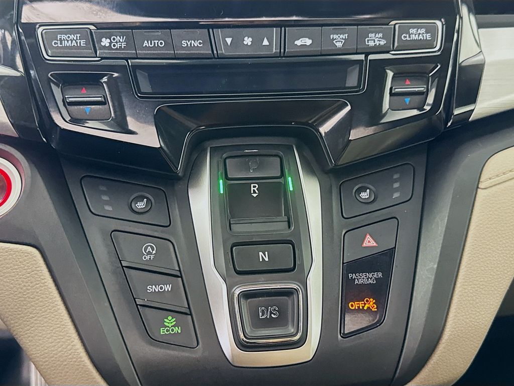 Used Car 2019 Honda Odyssey  Touring For Sale Under $30,000 In Austin, Texas