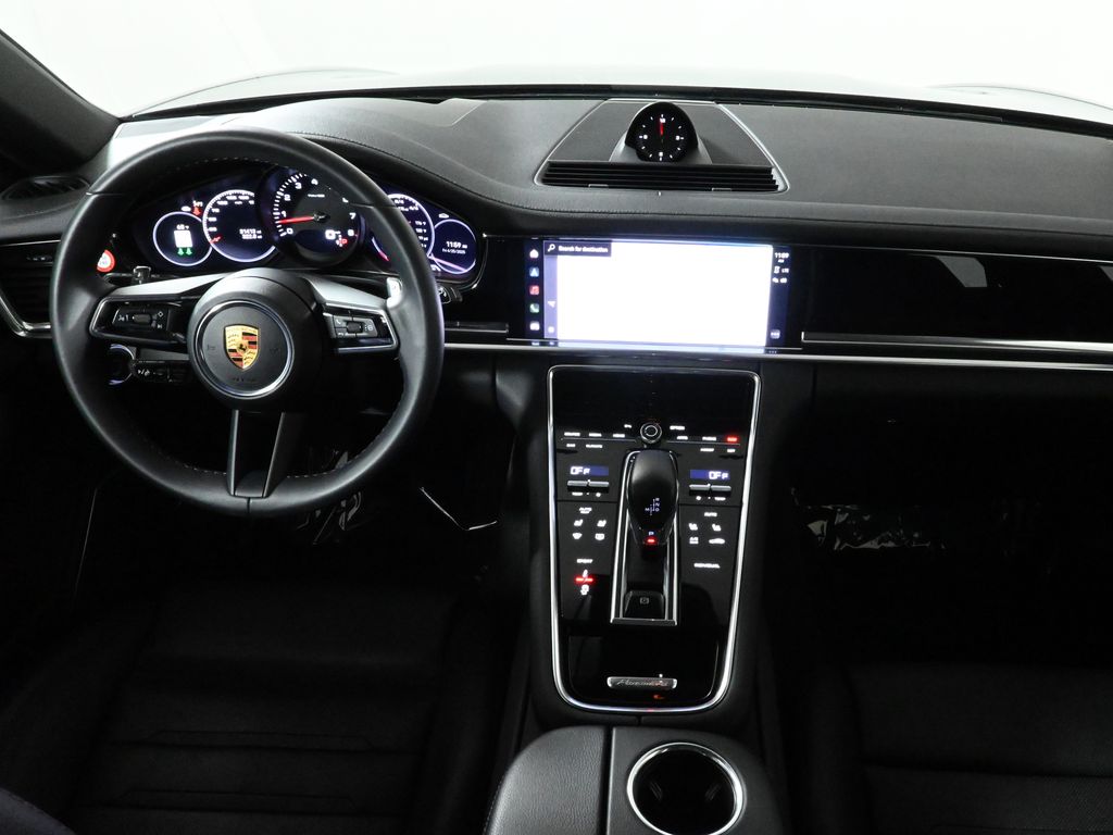 2022 Porsche Panamera Platinum 17